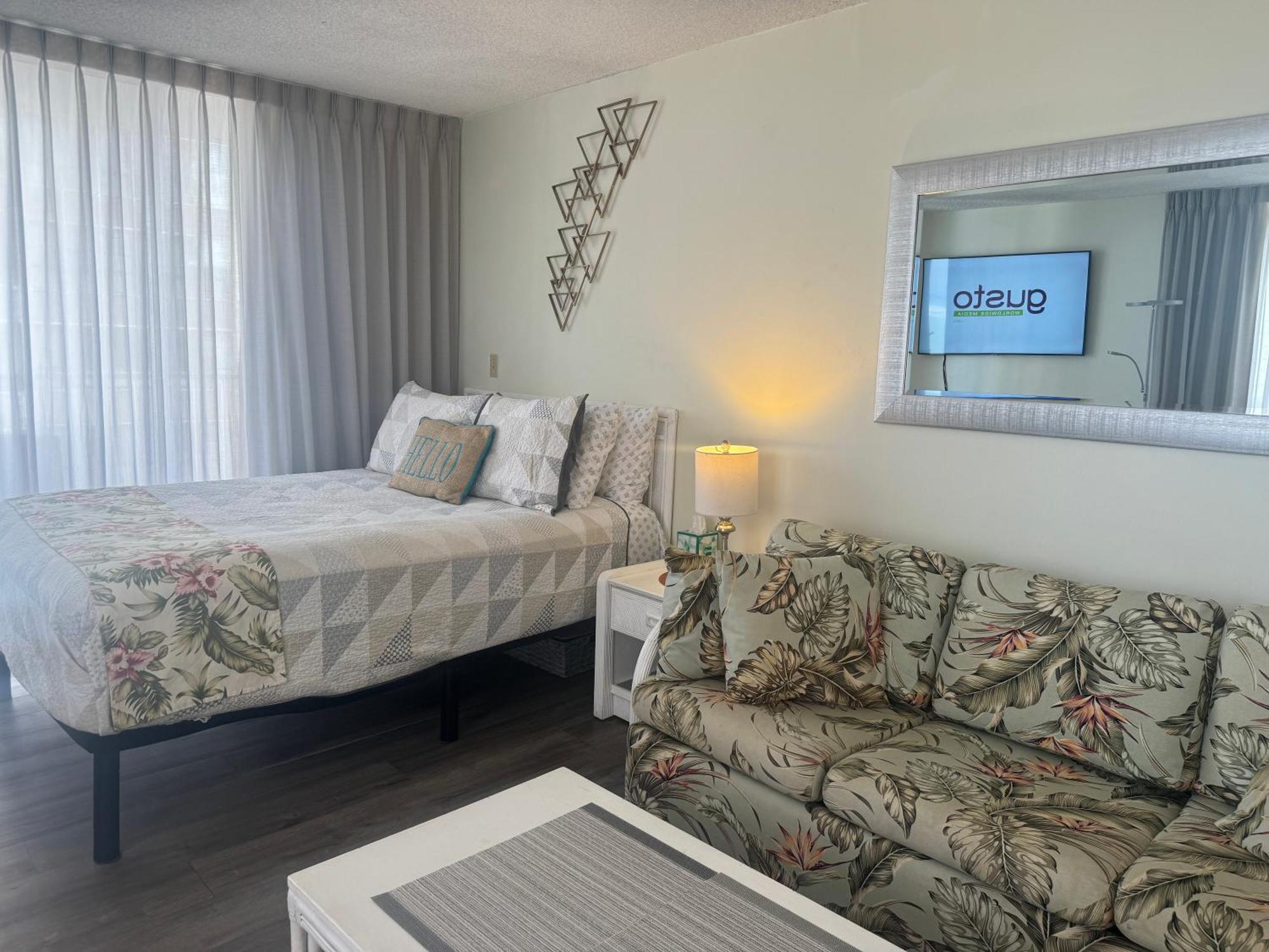 Tropical Studios At Marine Surf Waikiki - Free Parking - Best Location - Full Kitchen - Swimming Pool Honolulu Eksteriør bilde