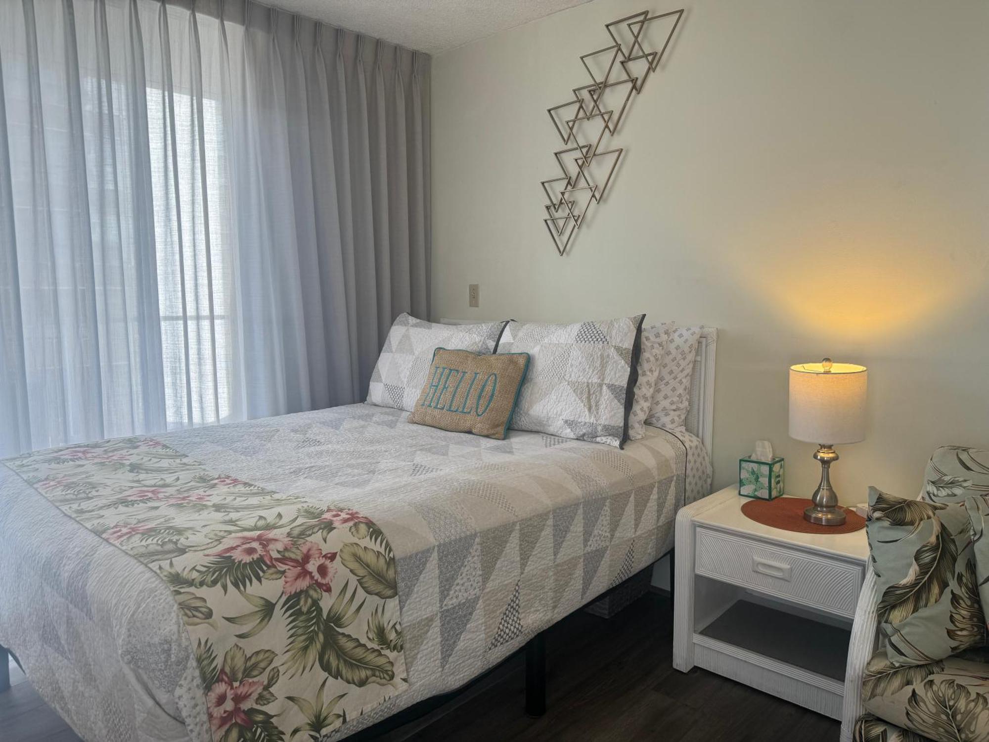 Tropical Studios At Marine Surf Waikiki - Free Parking - Best Location - Full Kitchen - Swimming Pool Honolulu Eksteriør bilde
