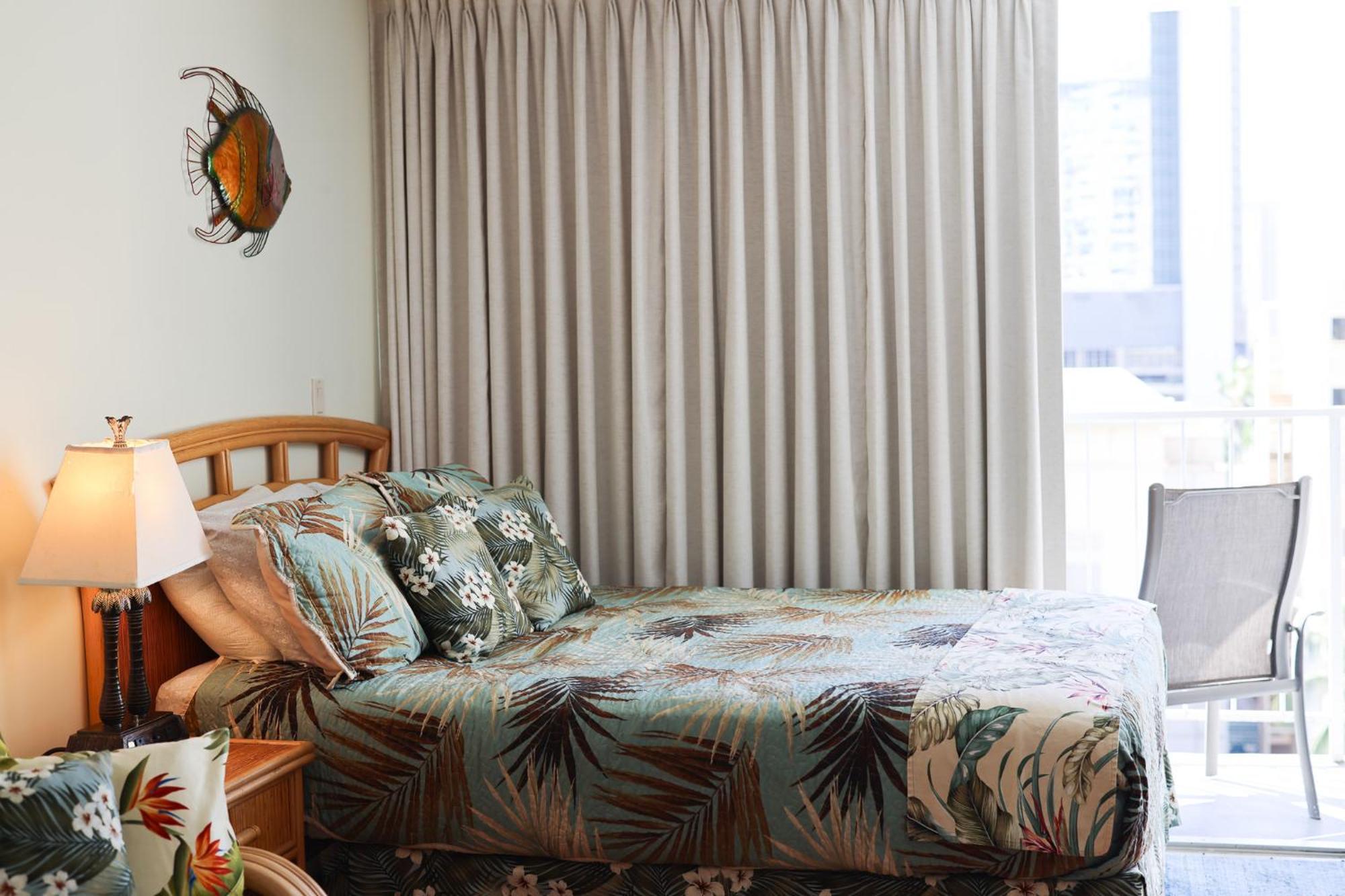 Tropical Studios At Marine Surf Waikiki - Free Parking - Best Location - Full Kitchen - Swimming Pool Honolulu Eksteriør bilde