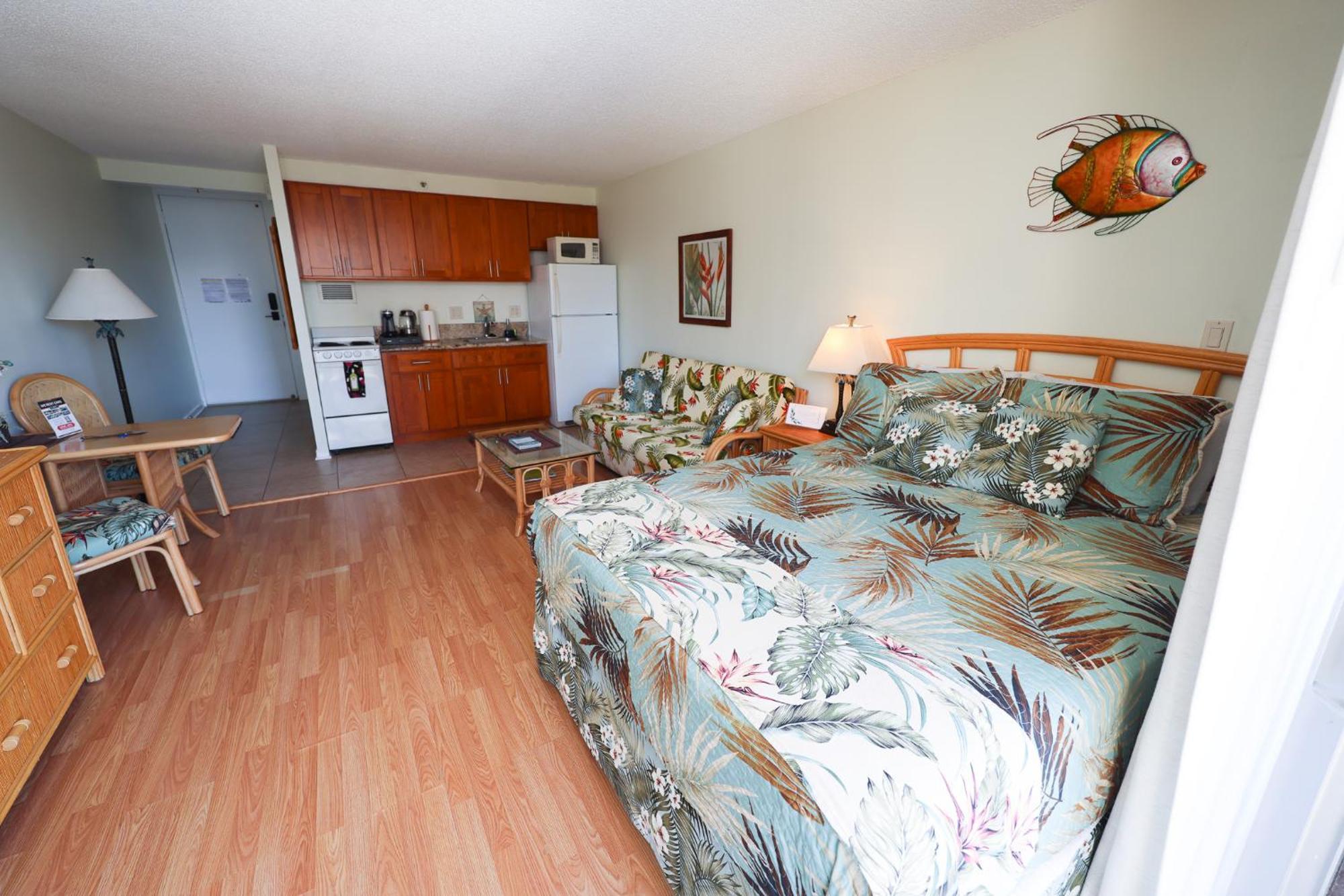 Tropical Studios At Marine Surf Waikiki - Free Parking - Best Location - Full Kitchen - Swimming Pool Honolulu Eksteriør bilde