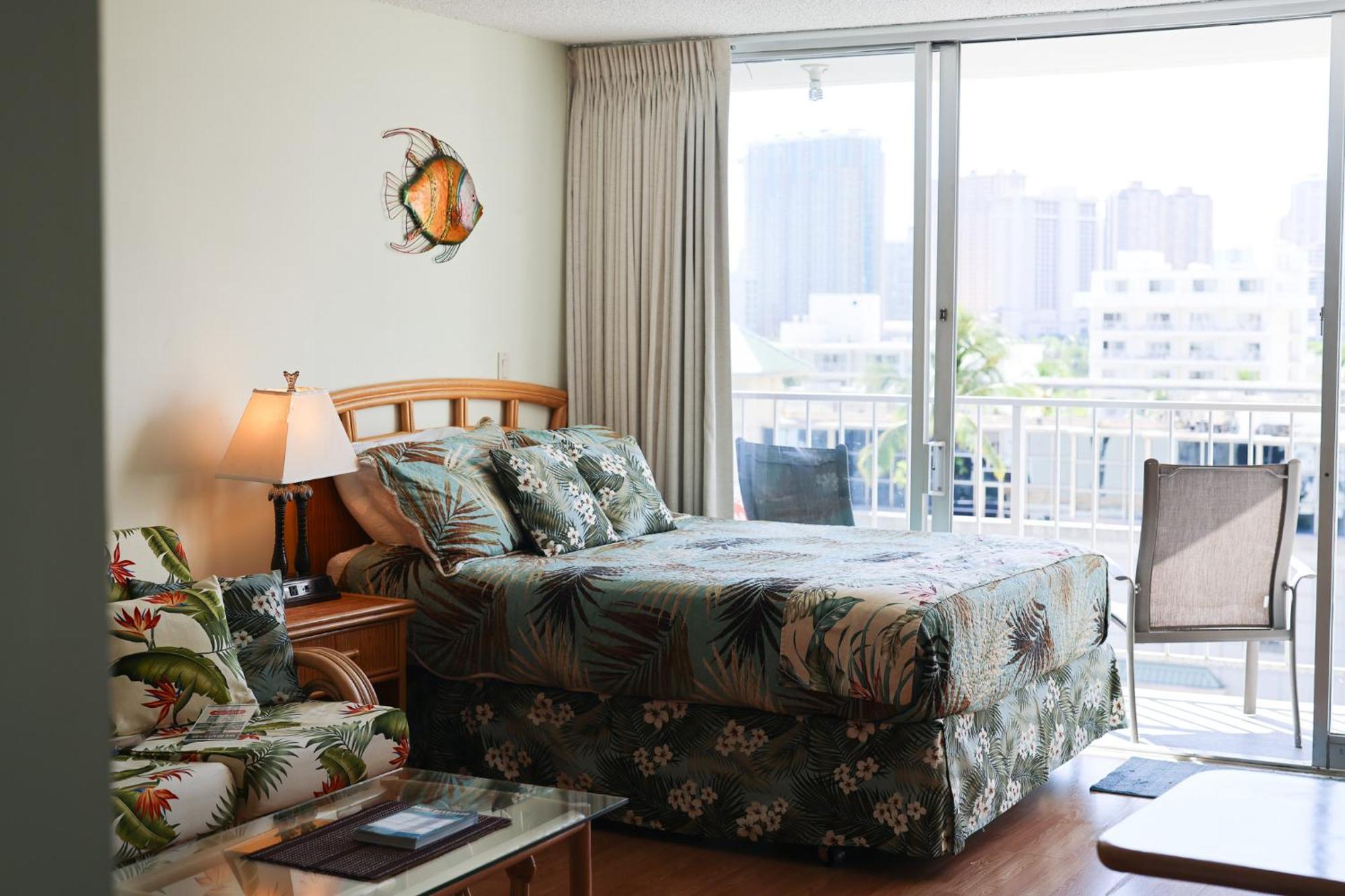 Tropical Studios At Marine Surf Waikiki - Free Parking - Best Location - Full Kitchen - Swimming Pool Honolulu Eksteriør bilde