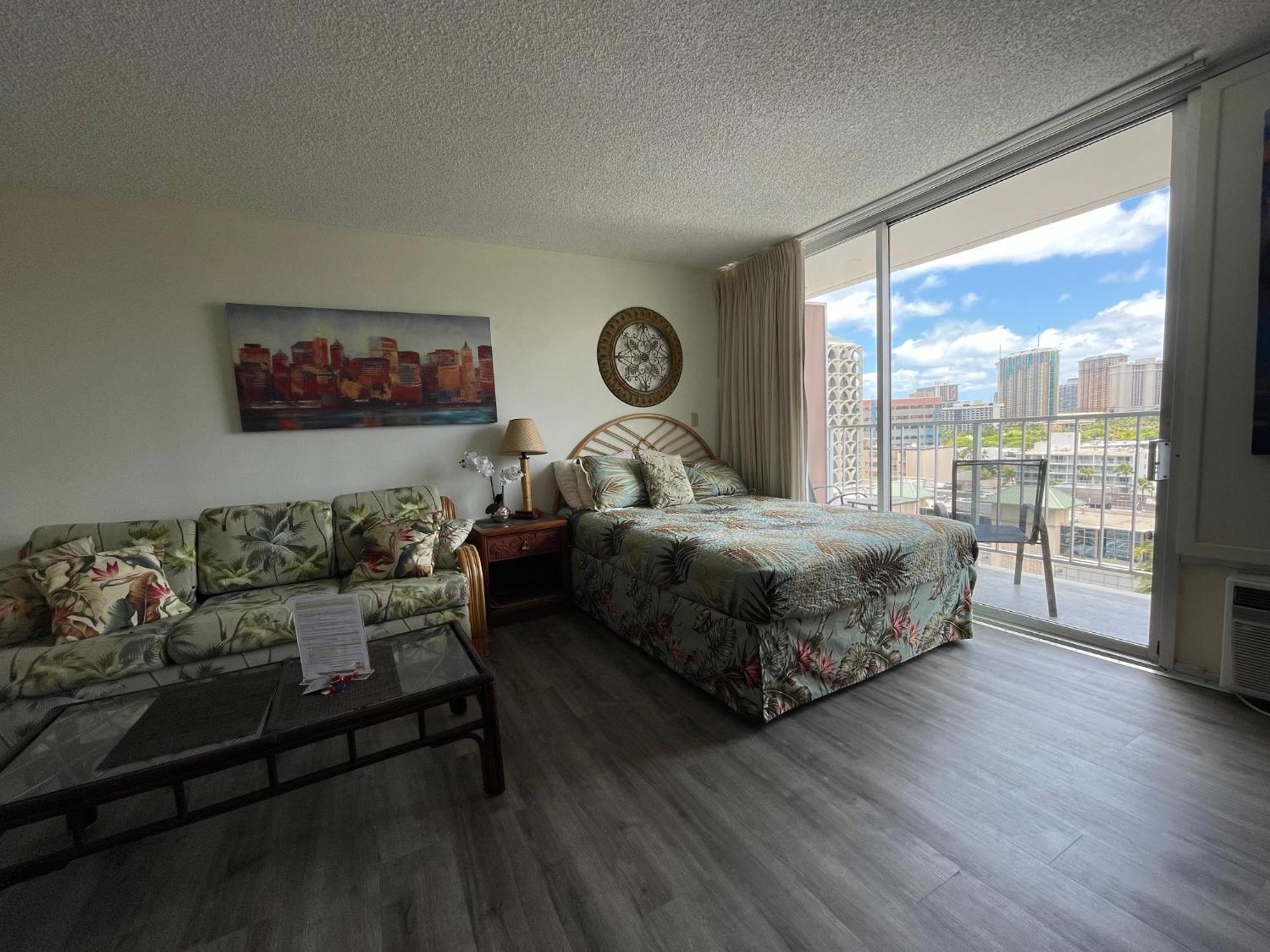 Tropical Studios At Marine Surf Waikiki - Free Parking - Best Location - Full Kitchen - Swimming Pool Honolulu Eksteriør bilde