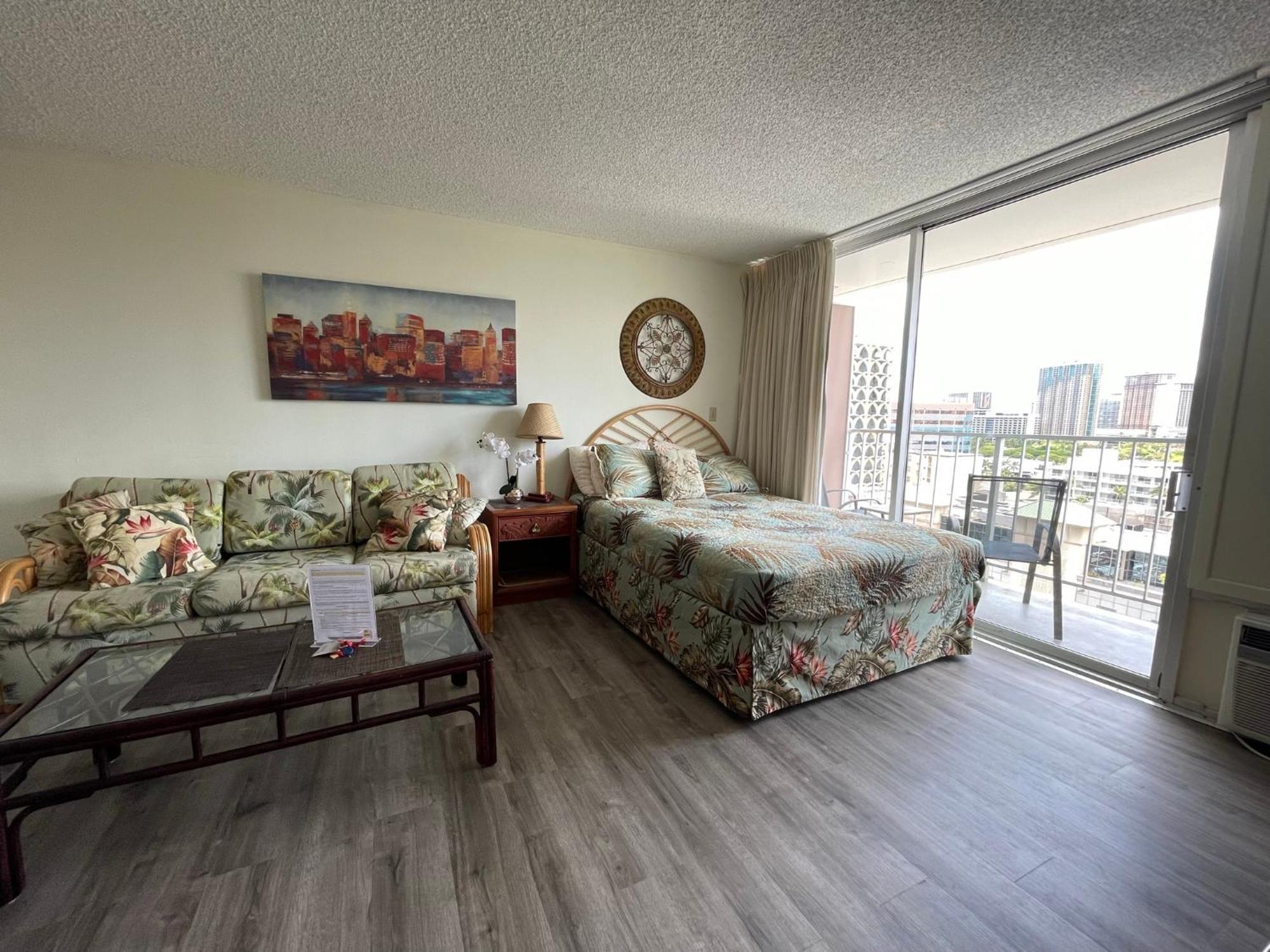 Tropical Studios At Marine Surf Waikiki - Free Parking - Best Location - Full Kitchen - Swimming Pool Honolulu Eksteriør bilde
