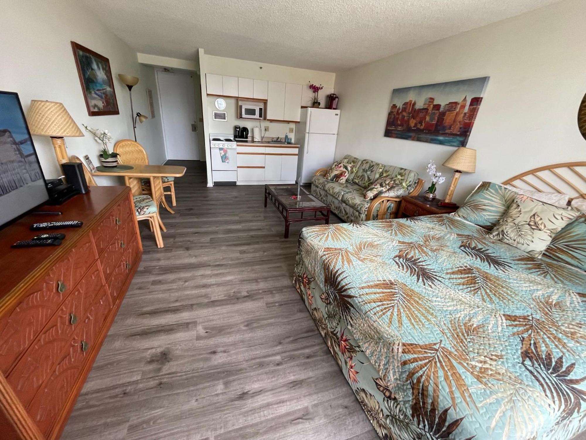 Tropical Studios At Marine Surf Waikiki - Free Parking - Best Location - Full Kitchen - Swimming Pool Honolulu Eksteriør bilde