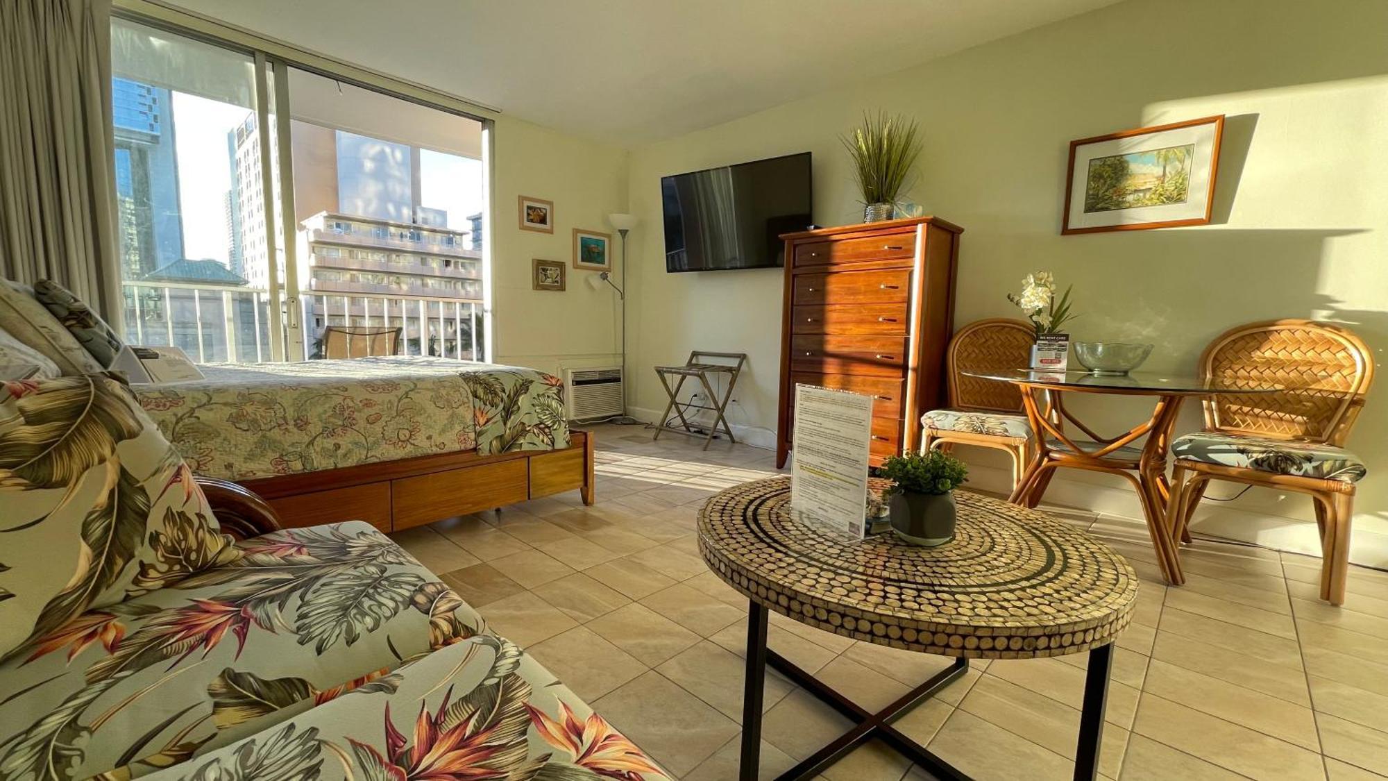Tropical Studios At Marine Surf Waikiki - Free Parking - Best Location - Full Kitchen - Swimming Pool Honolulu Eksteriør bilde