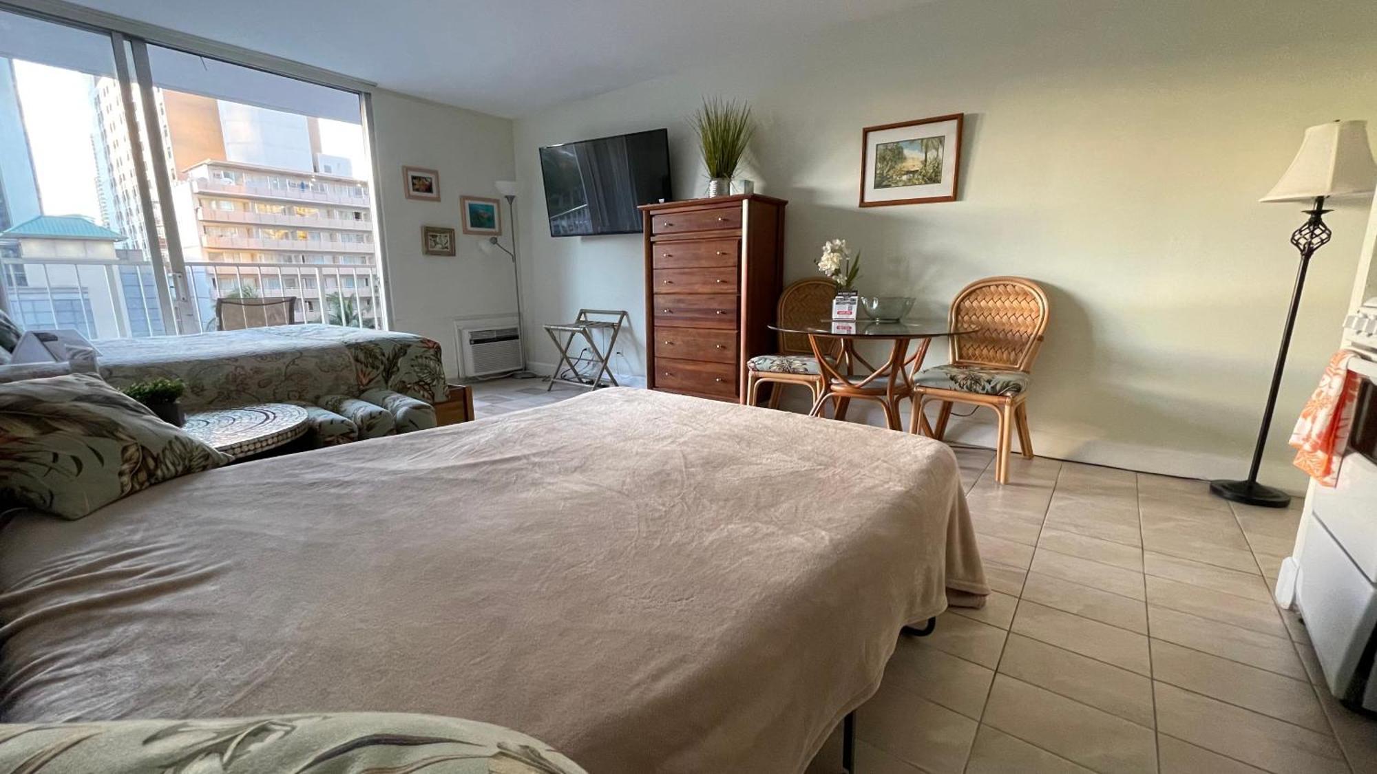 Tropical Studios At Marine Surf Waikiki - Free Parking - Best Location - Full Kitchen - Swimming Pool Honolulu Eksteriør bilde