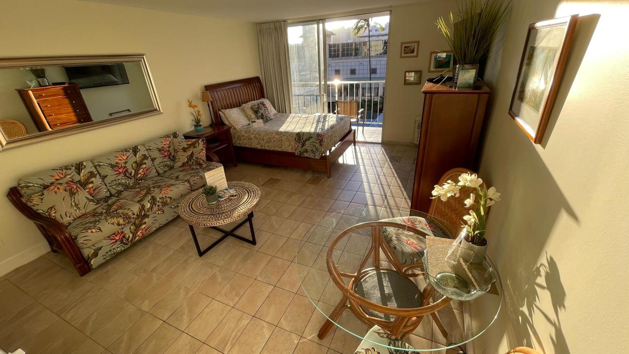 Tropical Studios At Marine Surf Waikiki - Free Parking - Best Location - Full Kitchen - Swimming Pool Honolulu Eksteriør bilde